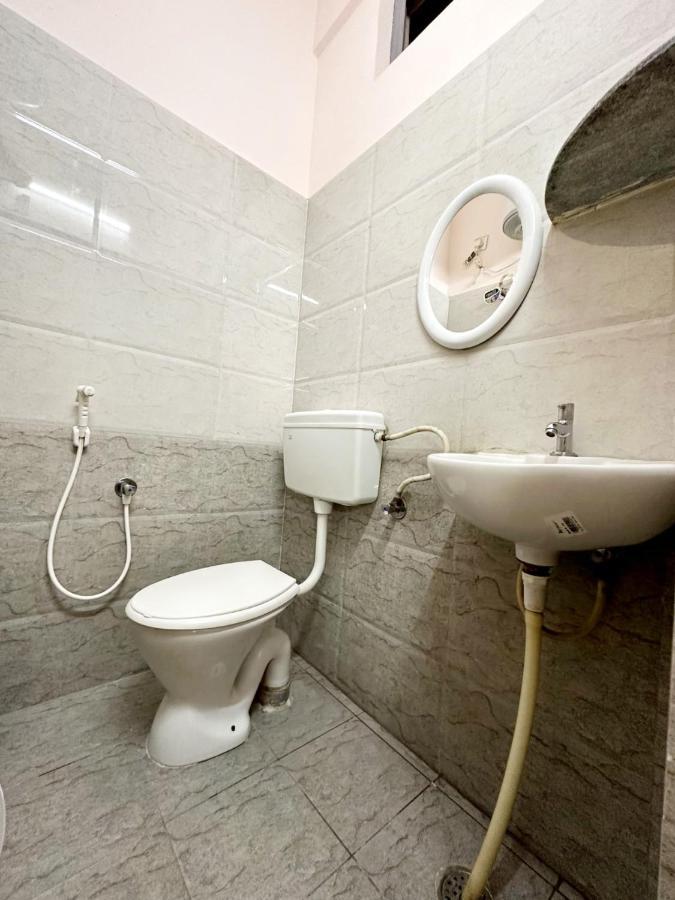 Vbh Inn- Affordable And Budget Friendly Jigani エクステリア 写真