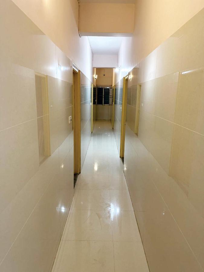 Vbh Inn- Affordable And Budget Friendly Jigani エクステリア 写真