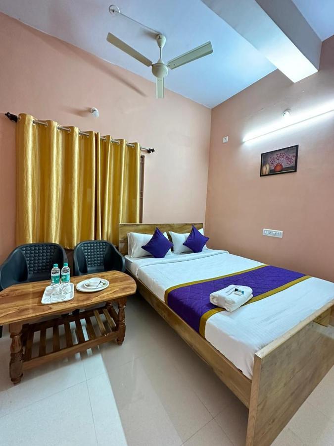 Vbh Inn- Affordable And Budget Friendly Jigani エクステリア 写真