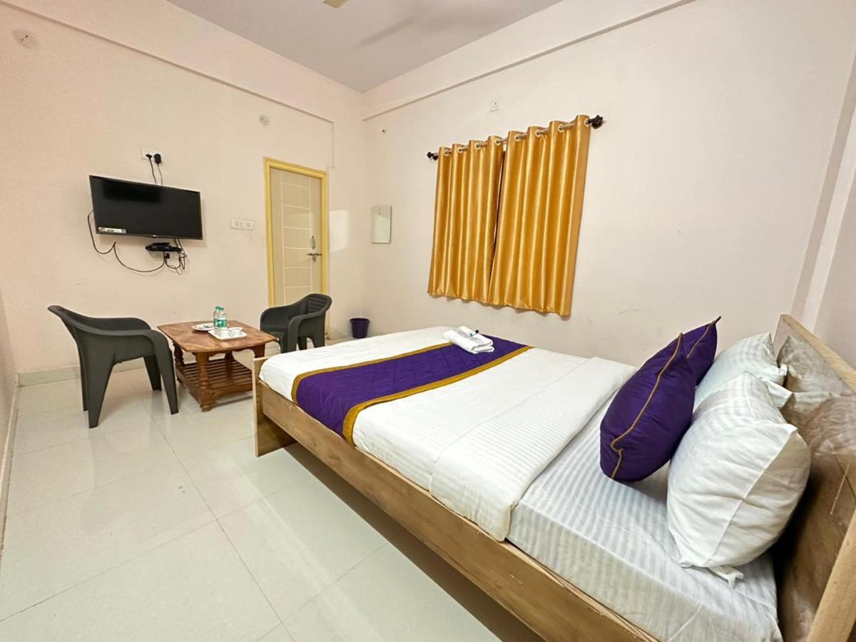 Vbh Inn- Affordable And Budget Friendly Jigani エクステリア 写真