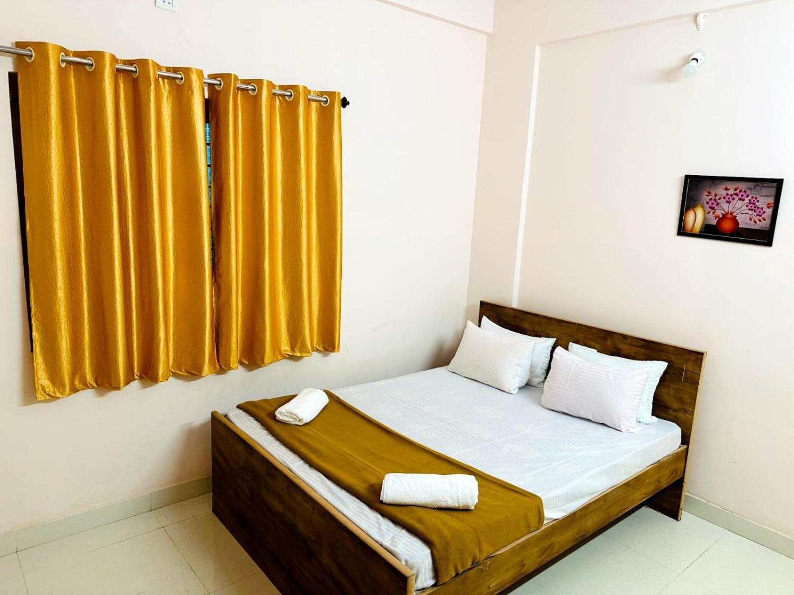 Vbh Inn- Affordable And Budget Friendly Jigani エクステリア 写真