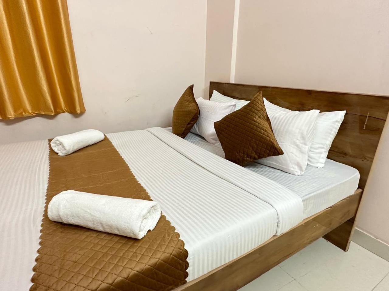 Vbh Inn- Affordable And Budget Friendly Jigani エクステリア 写真